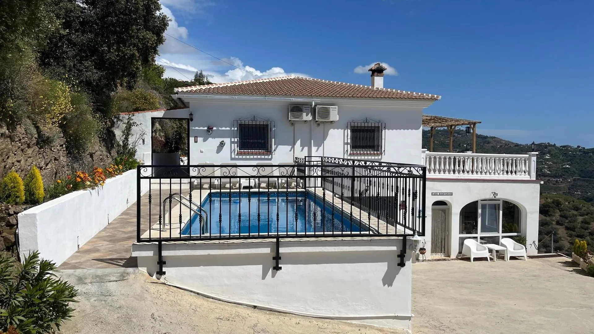 فندق مبيت وإفطار أريناس B&B Casa-Bienvenido