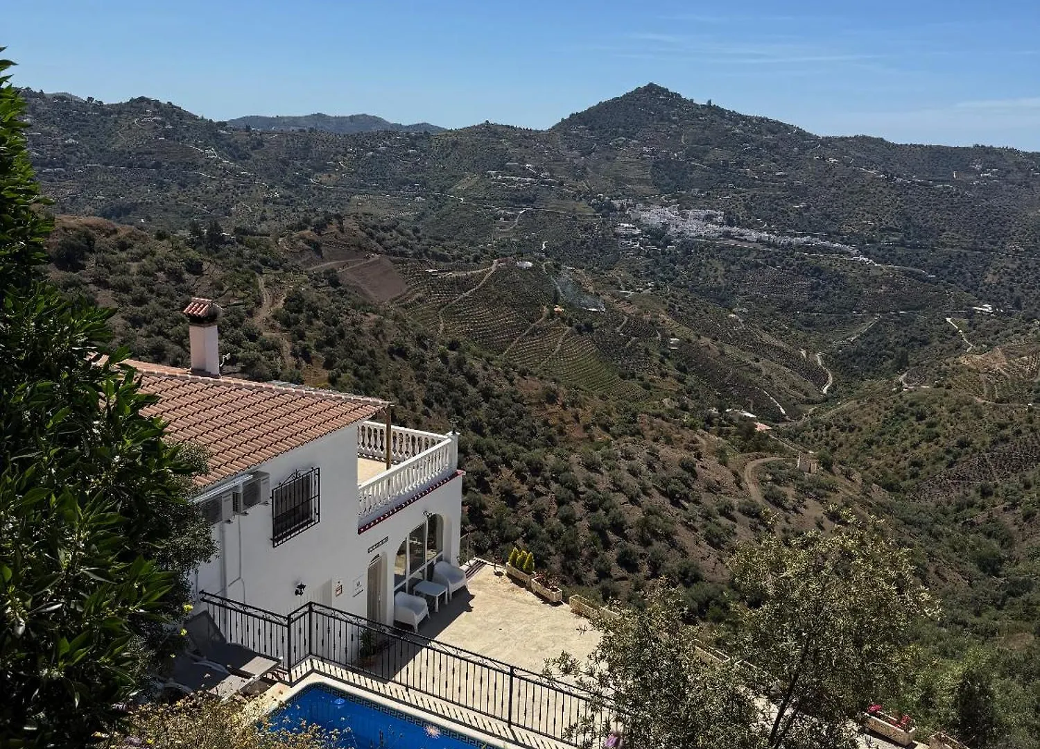 فندق مبيت وإفطار أريناس B&B Casa-Bienvenido